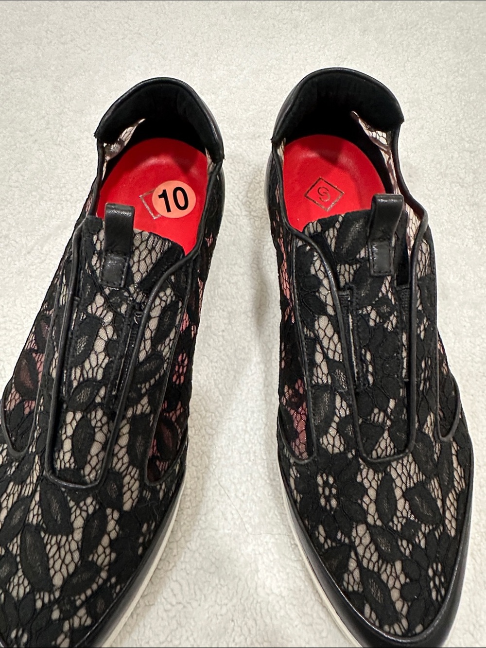 Women Black Lace Slip-On Sneakers size 10 but fits more like 9.5